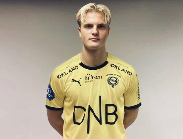 罗杰斯英超连续两场打进两球以上，1998年以来维拉首人（罗杰斯英超连续两战均入两球以上，维拉自1998年来首人）