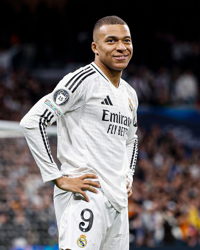 反转！皇马求齐达内救火至赛季末？传奇帅位悬念藏双重博弈