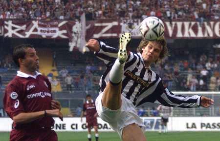 徐杰合肥战三分9中7砍23分6助，狂飙追身三分