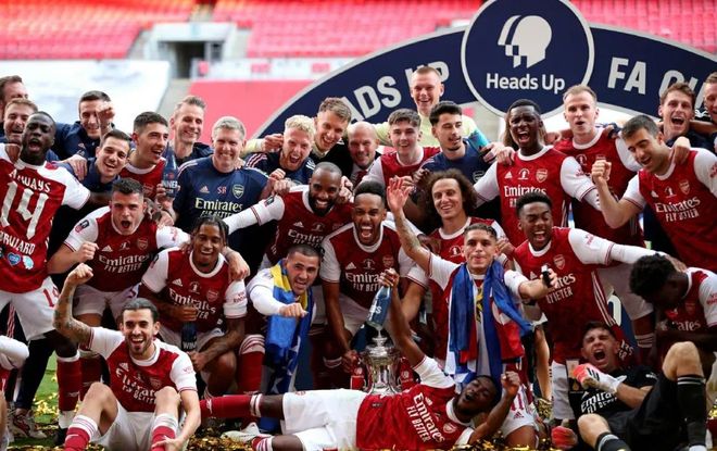 成都客战首尔：成都全主力出战，林加德首发，韦世豪替补