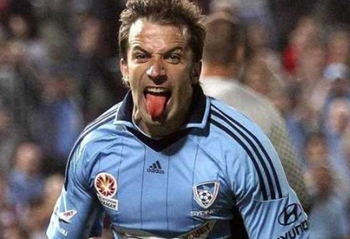 德天空：多支英超豪门关注迪奥曼德，莱比锡要价超1亿欧元（德天空：英超多家豪门盯上迪奥曼德，莱比锡标价破亿欧）