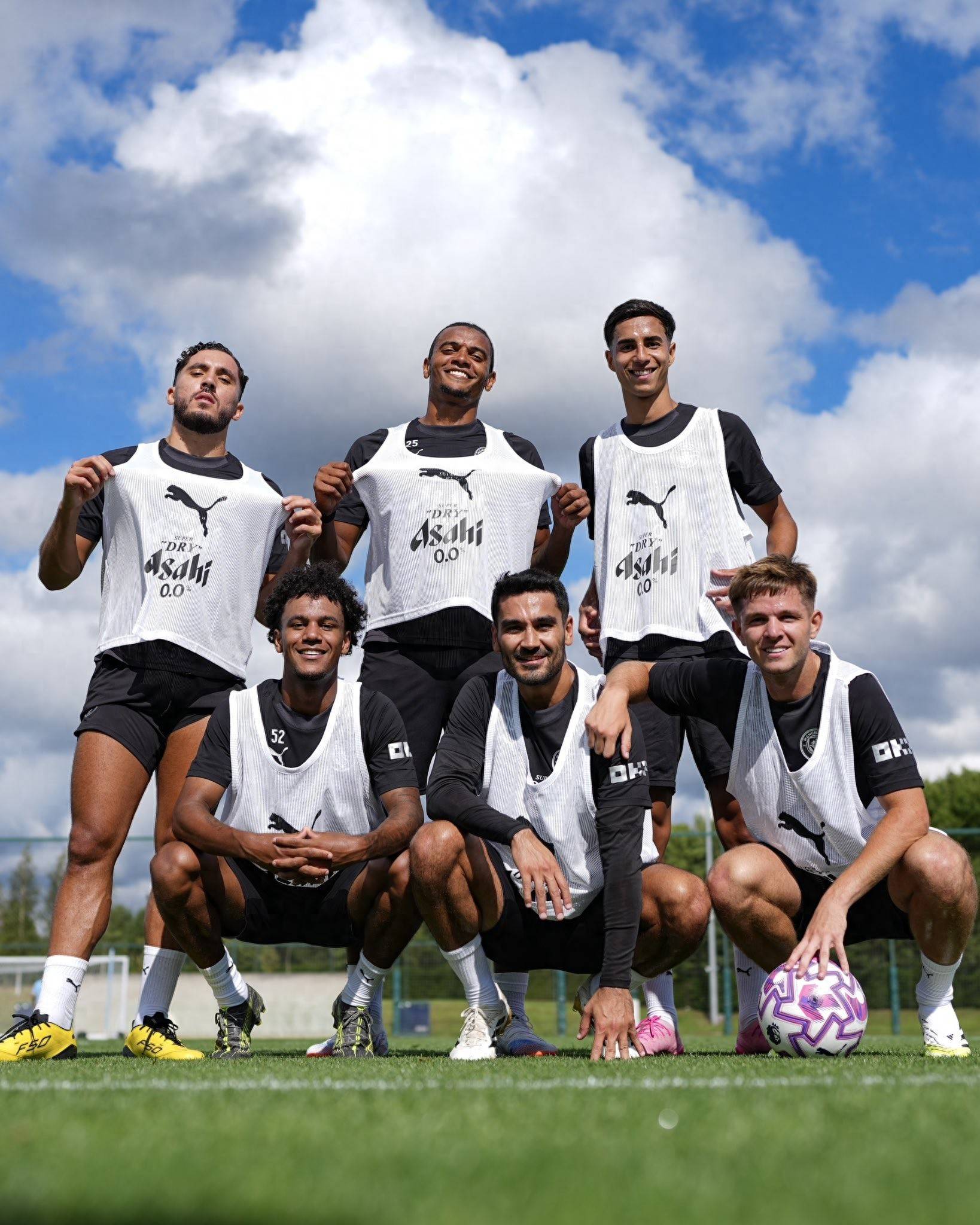 吉鲁：祝愿阿森纳拿英超冠军，但要先保持这种节奏到明年3月（吉鲁盼阿森纳冲顶英超：关键是把状态延续到明年3月）