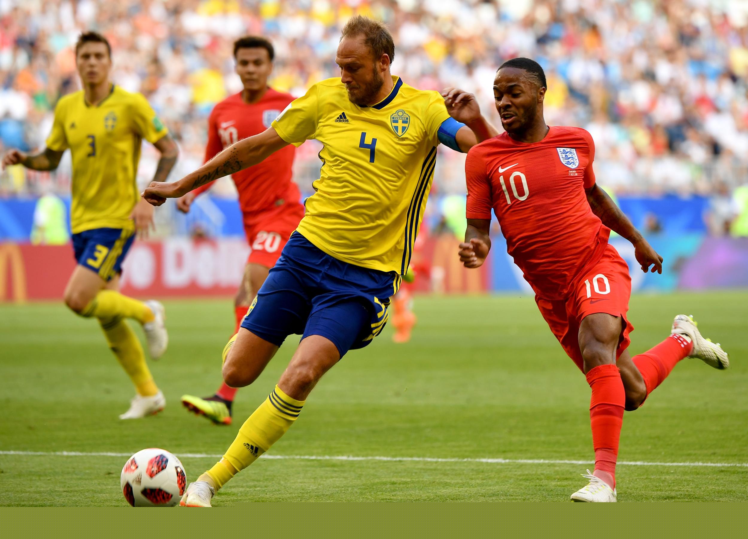 卡佩罗谈米兰德比：国米实力更强，但莱奥的状态将会决定战局（卡佩罗评米兰德比：国米占优，莱奥状态或成胜负手）