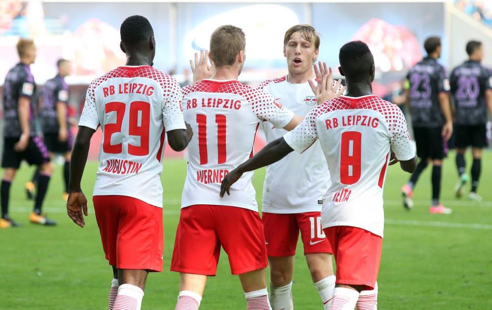 李嗣镕：首秀进球感觉很幸福，感谢教练给我机会