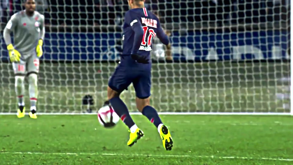 奥赖利：比赛增多提升与队友默契（奥赖利：比赛越多，与队友配合越默契）