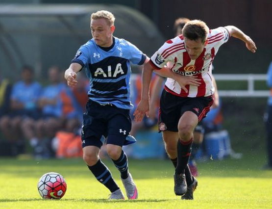 记者：明天青岛西海岸代理主帅毛雷尔携里切利参加赛前发布会