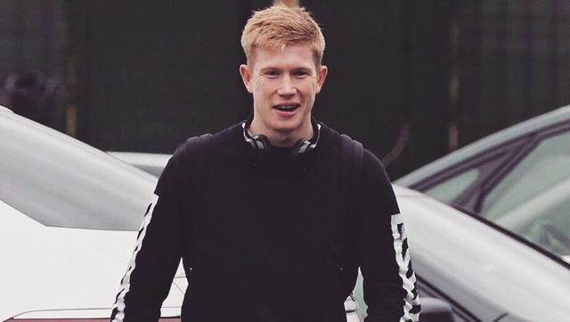 杜兰特关键中投命中，全场欢呼