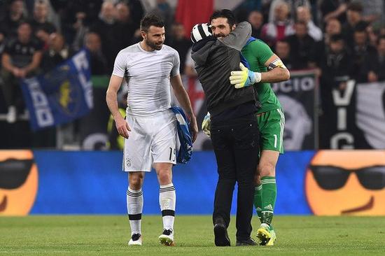 巴斯托尼：国家队的默契不如俱乐部，最难防守的对手是亚马尔