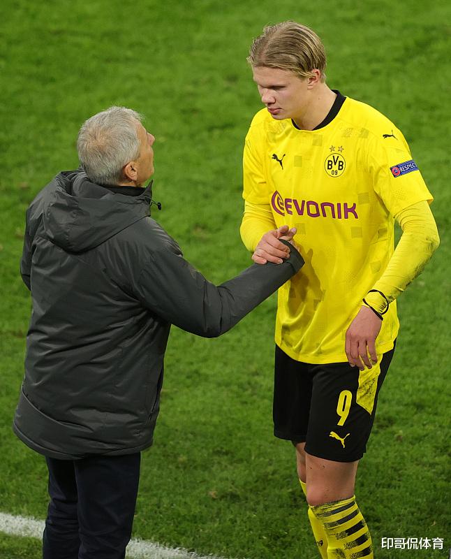 同曦队坚韧表现获赞