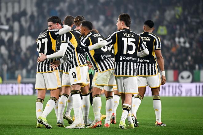 本-戴维斯：孙兴慜对我来说是家人，他离队让我非常难过