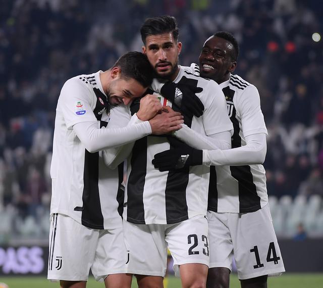 “举重之乡”托举生命重量 一份特殊“伴手礼”递出城市暖心名片