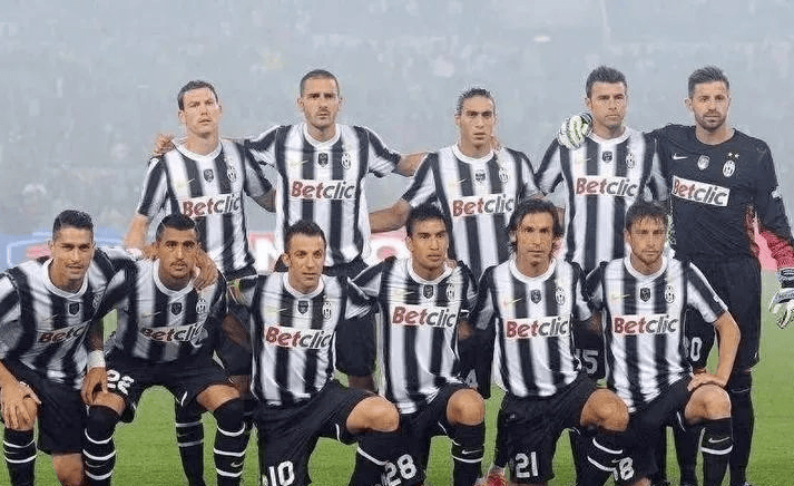 重大误判？专业VAR机构重新划线证实纽卡制胜球越位（权威VAR重划线证实纽卡制胜球越位，判罚疑现重大失误）