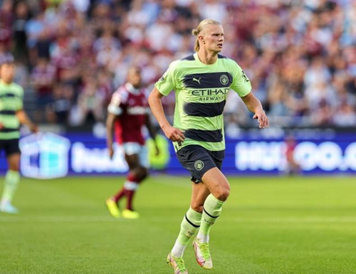 记者：中超收官战赛后，西海岸将为邵佳一举办告别仪式（中超谢幕之夜，西海岸将为邵佳一安排告别仪式）